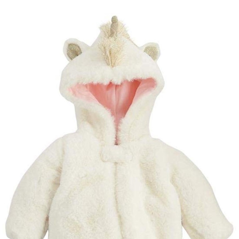 Baby snow suit 0-3 months